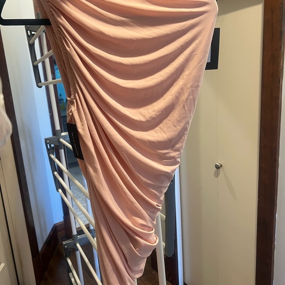 BNWT Norma Kamali Knee length Dress in blush pink - Picture 8 of 11